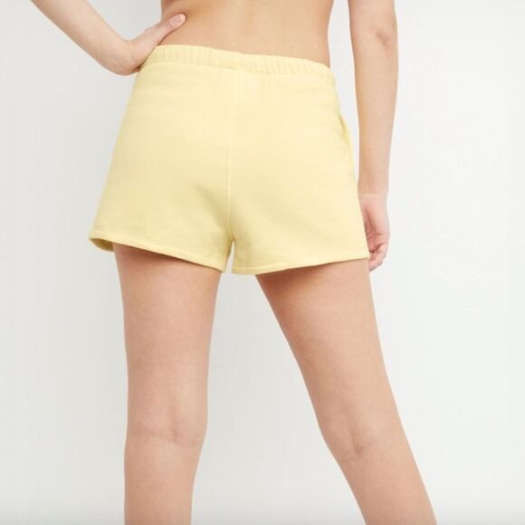 CHAMPION CLASSIC FLEECE SHORTS, HIGH-RISE, 3" YELLOW XL NWT - Picture 3 of 6